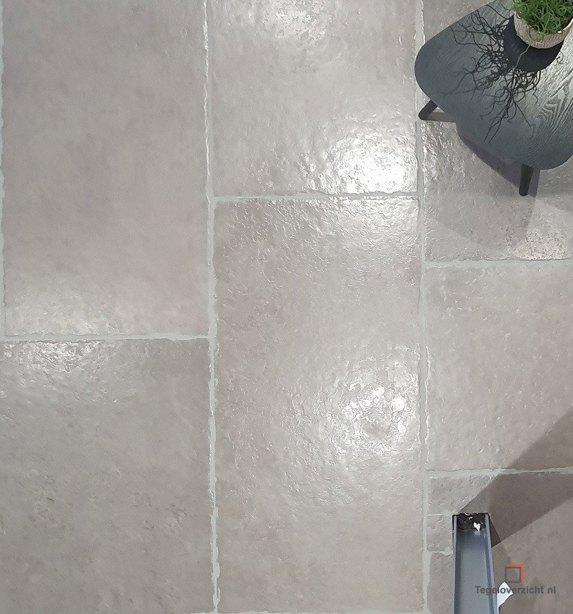 Knight Castle 60x120cm Anthraciet Mat (CASTLE ANTR 60X120 RET) in een interieur